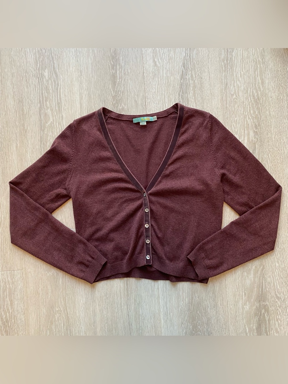 Boden Women's Cropped V-Neck Burgundy Cardigan Sweater